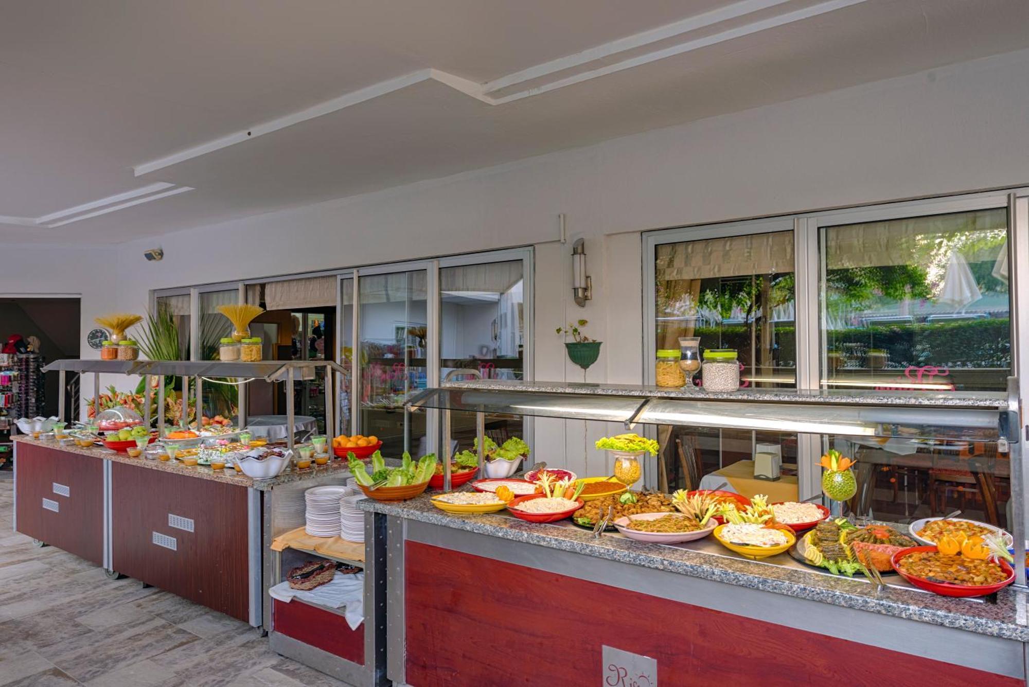Risus Hotel Сіде Екстер'єр фото